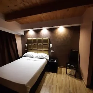 Idueleonimhotel 3*